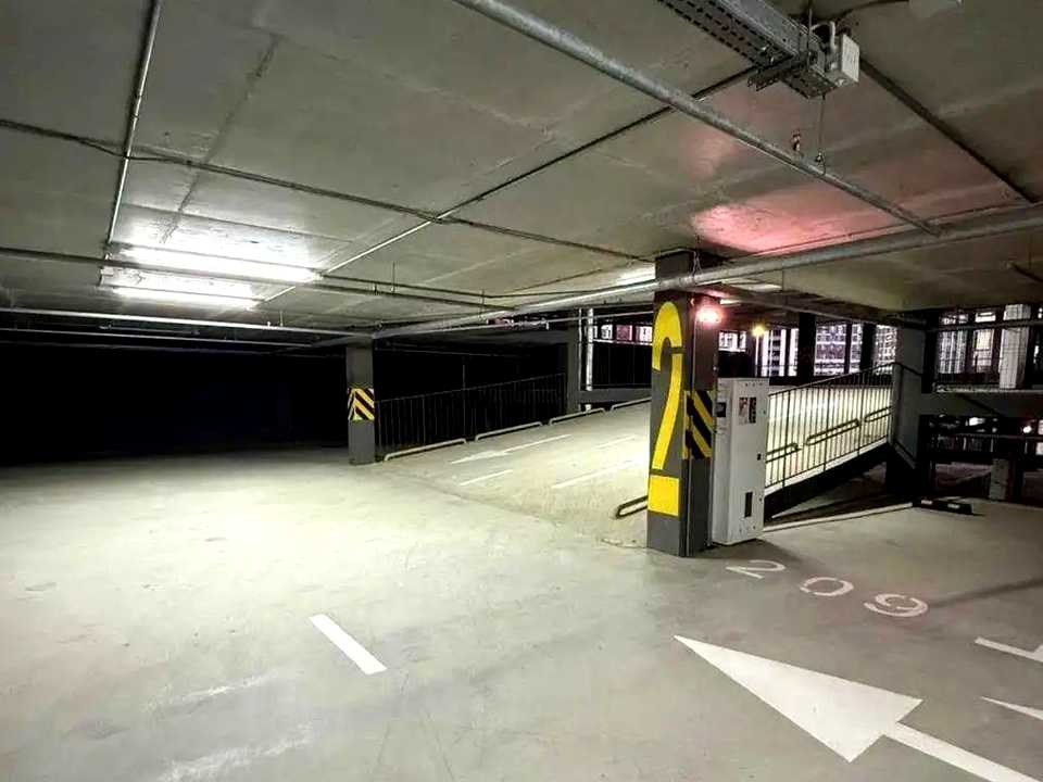 1877572370100174
