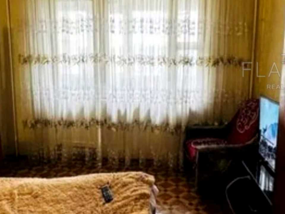 1877609474344421