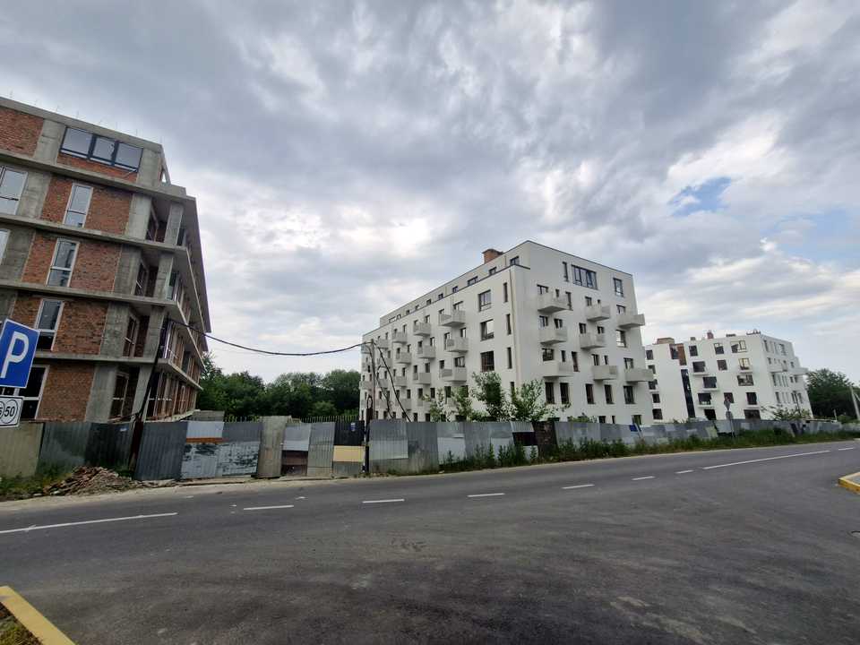 1877650490032170