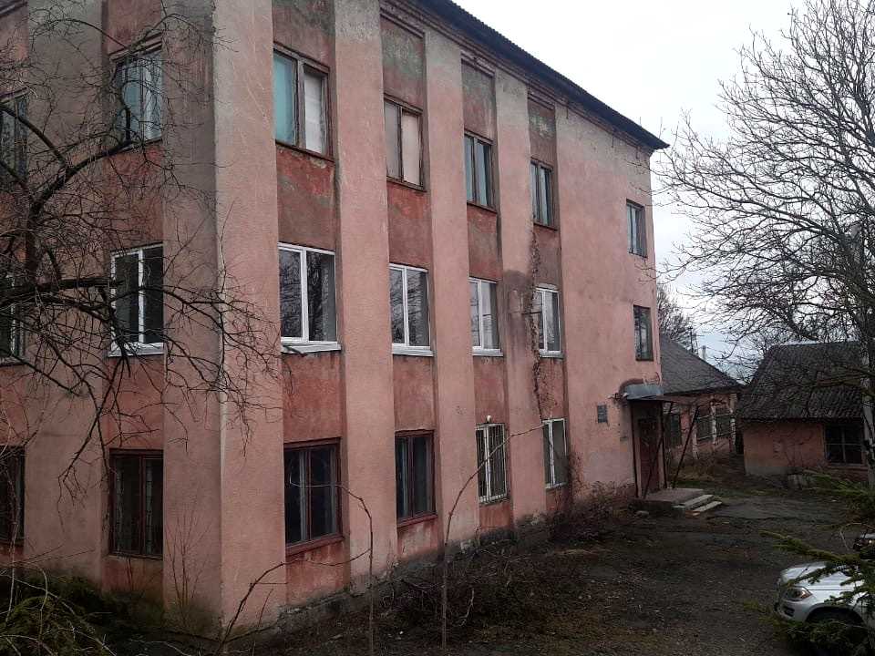 1877657318242538