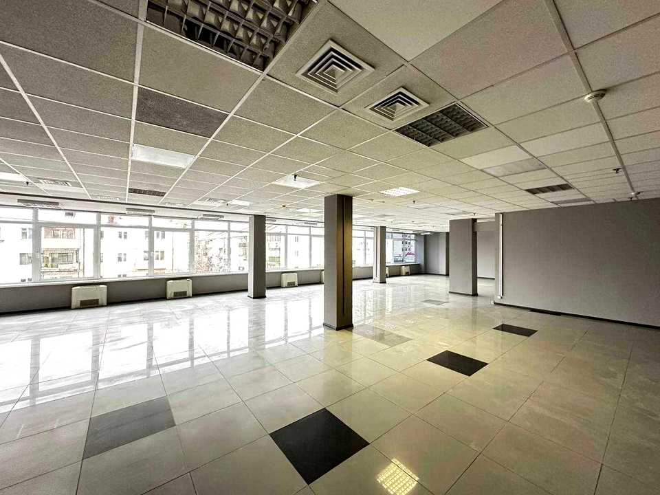 1877664571043400