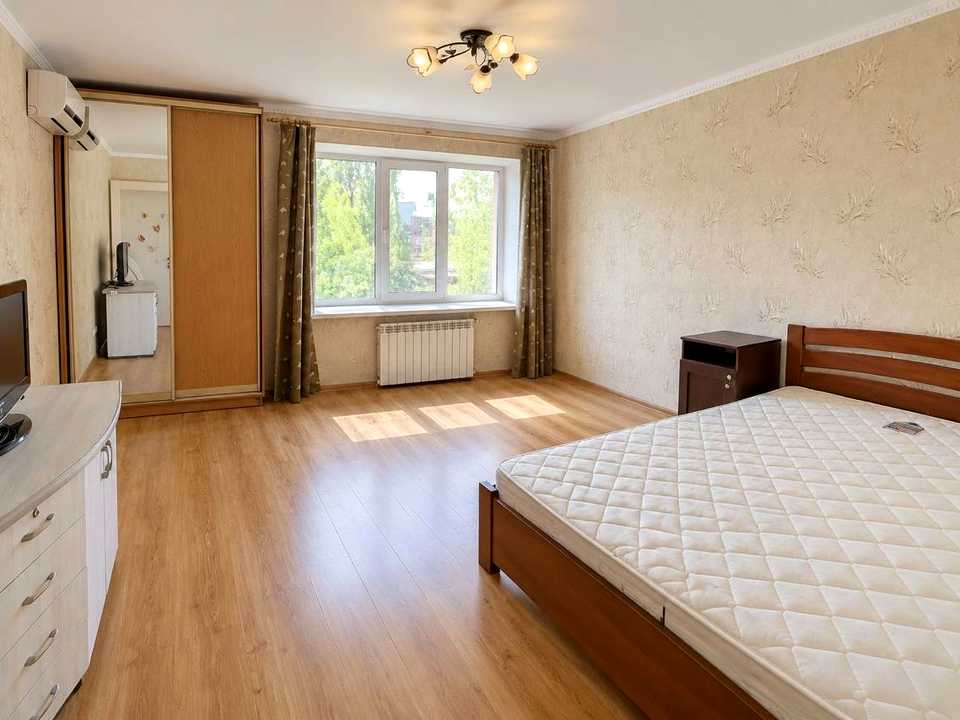 1877741797744576