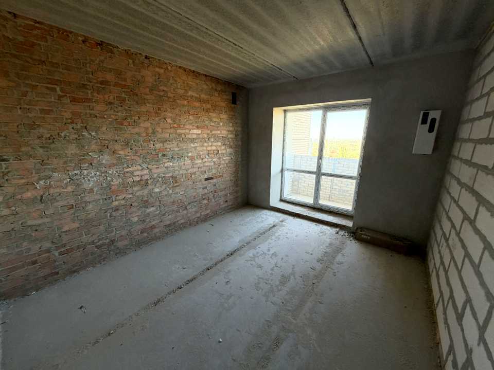 1877745579965309