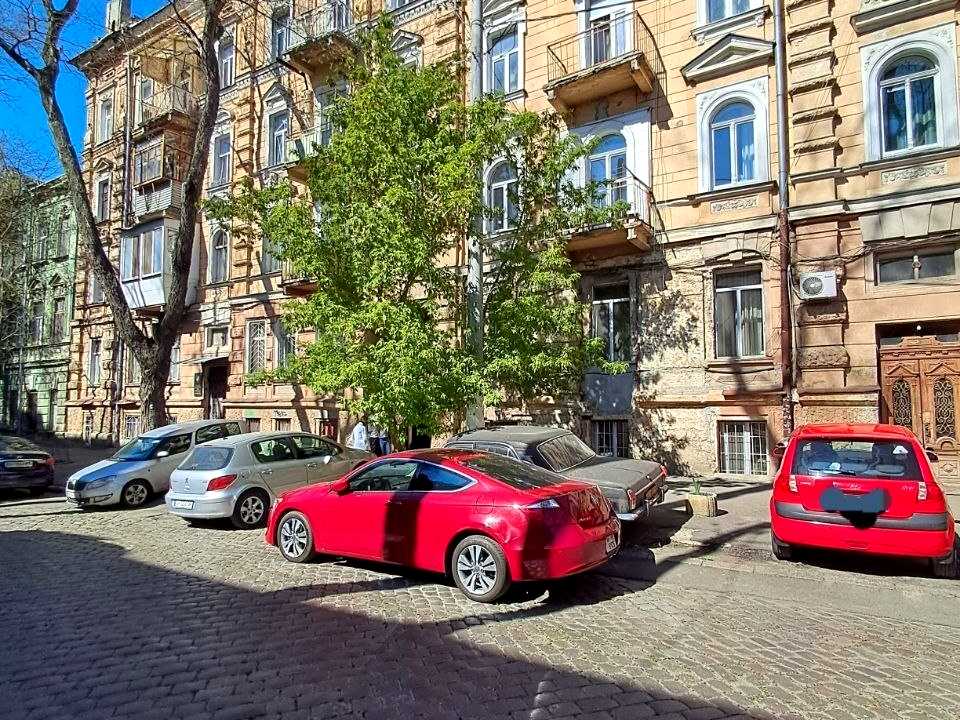 1877754697364217
