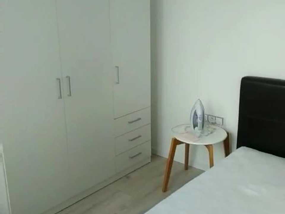 1877831846193352