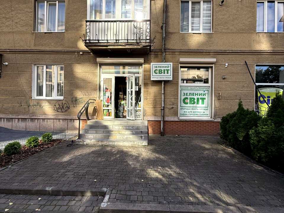 1877833661042387