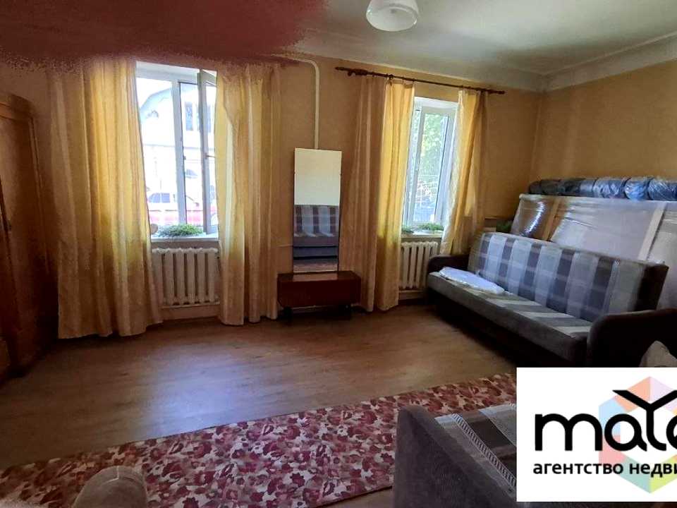 1877844750474295