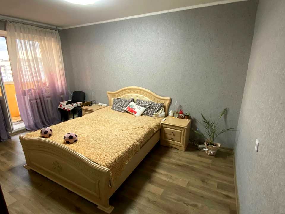 1877845511284991