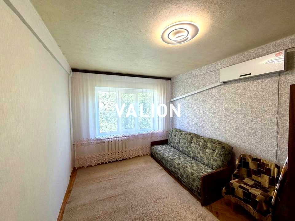 1877850334129810
