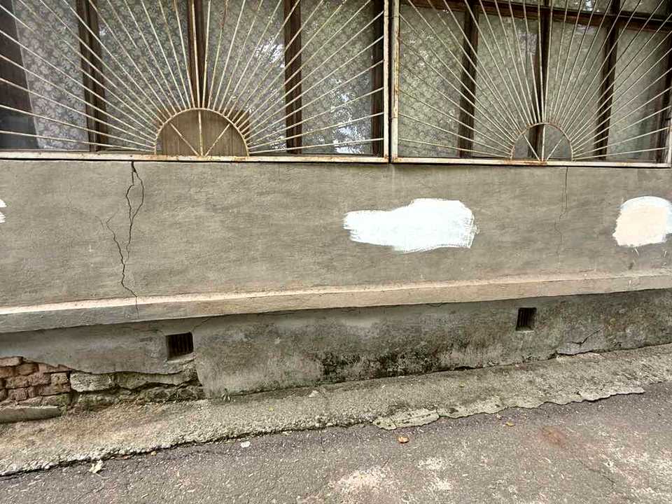 1877882160994293