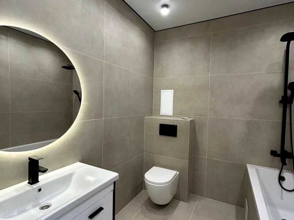 1877921052123909