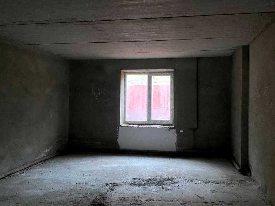 1877934458850452