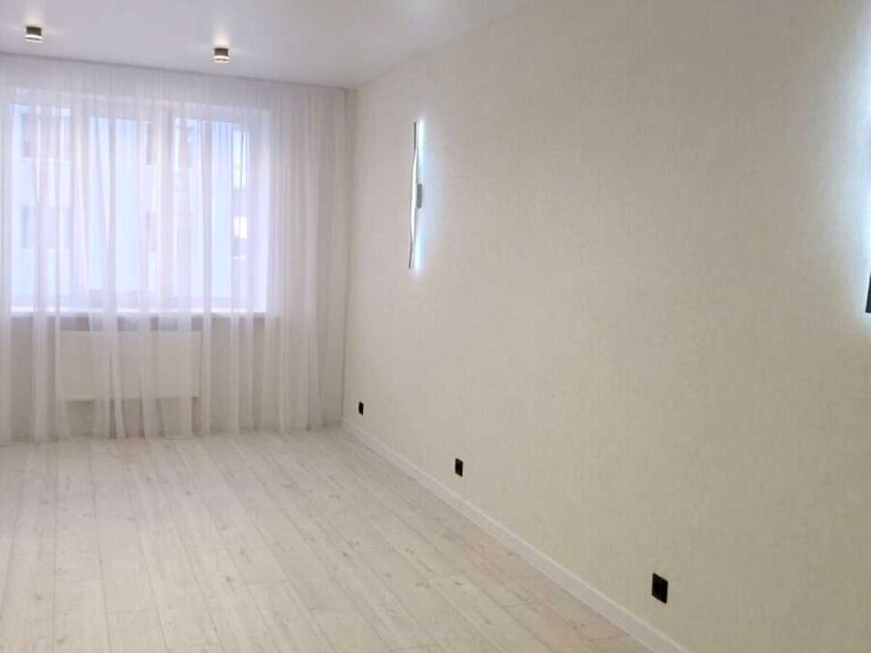 1877934764931683