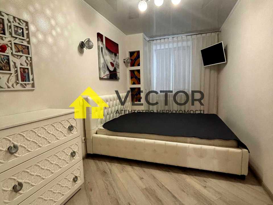 1877938620159953