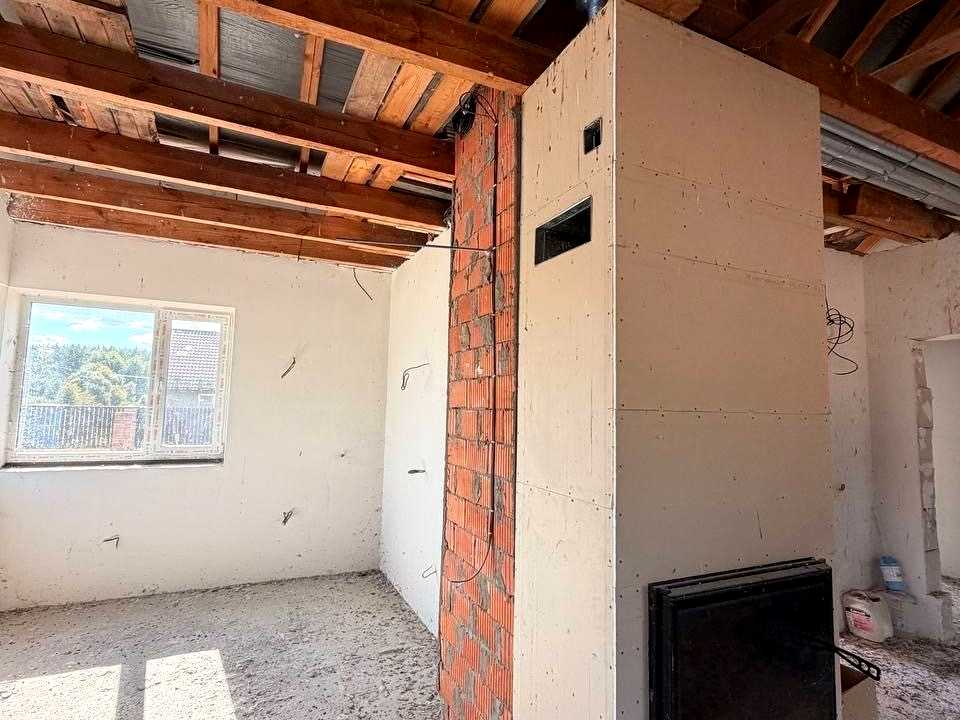 1877942978939696