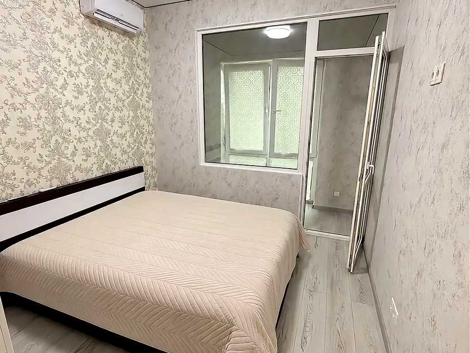 1877955056496575