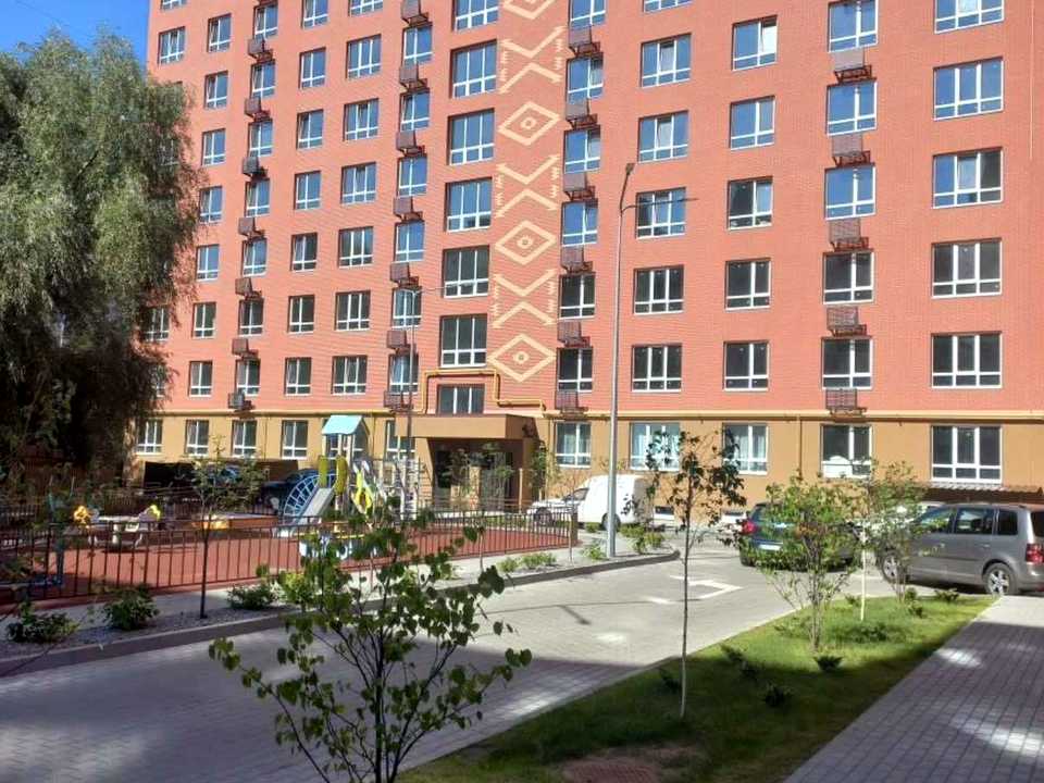 1878009605454063