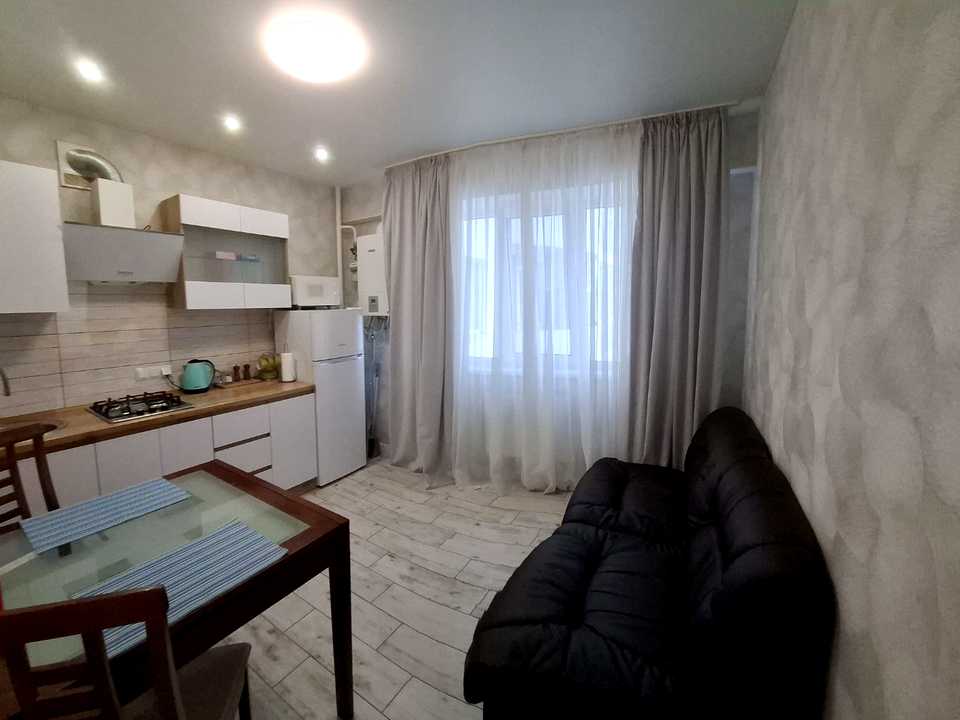 1878176056486249