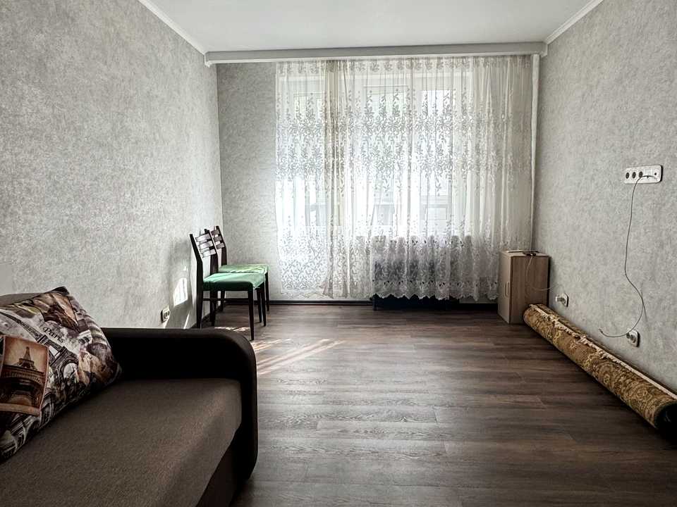 1878194270544145