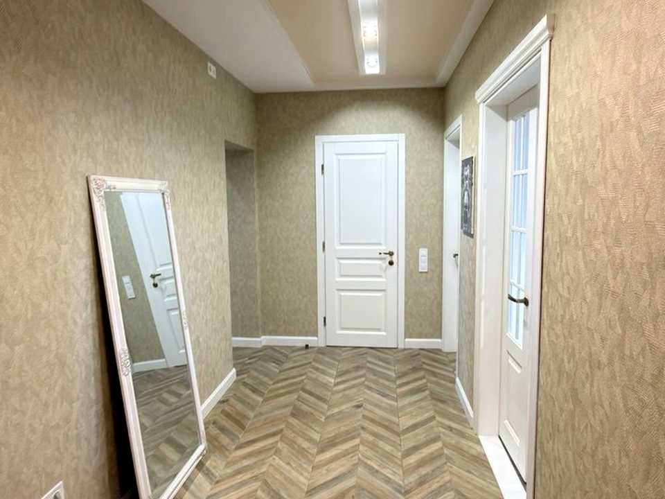 1878308545403494