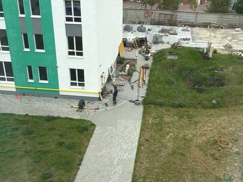 1878383735696345