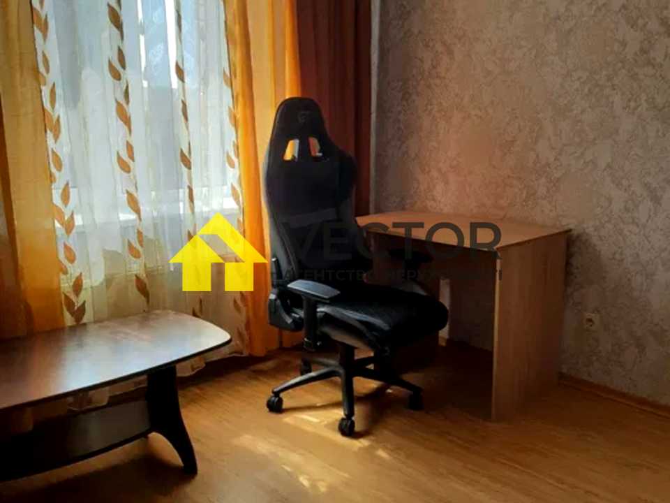 1878462025123086