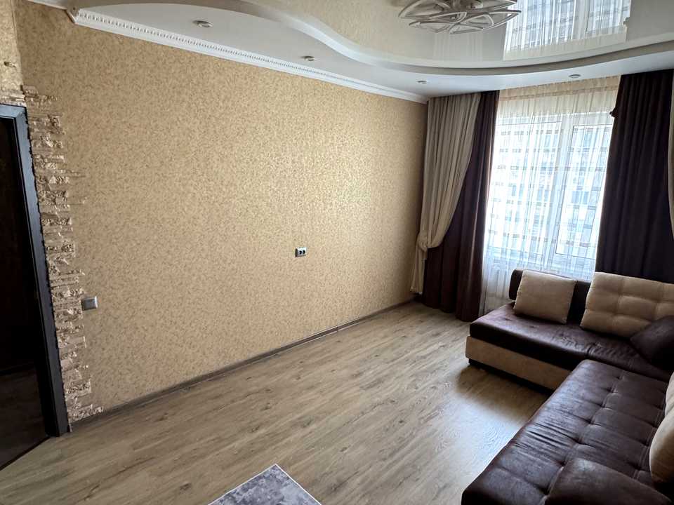 1878469588654448