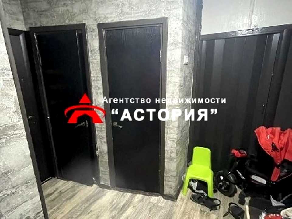 1878499672368828