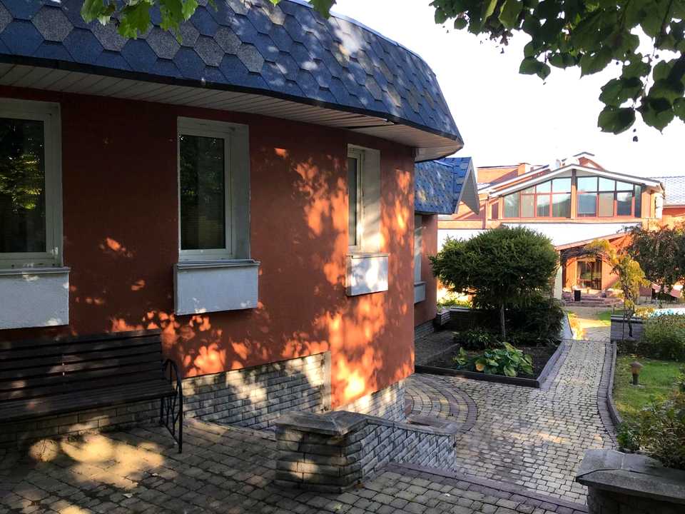 1878576761392246