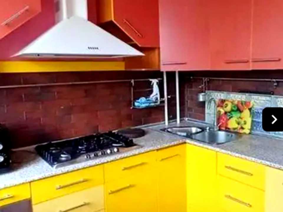 1878578616209708