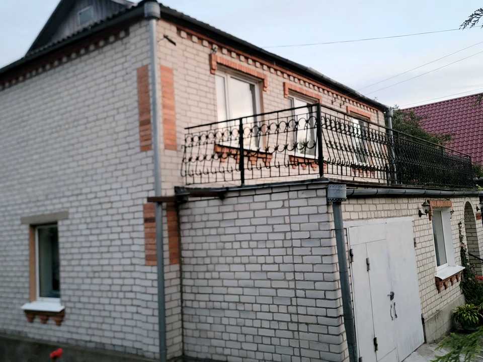 1878737638064344