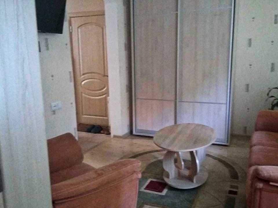 1878761966453025