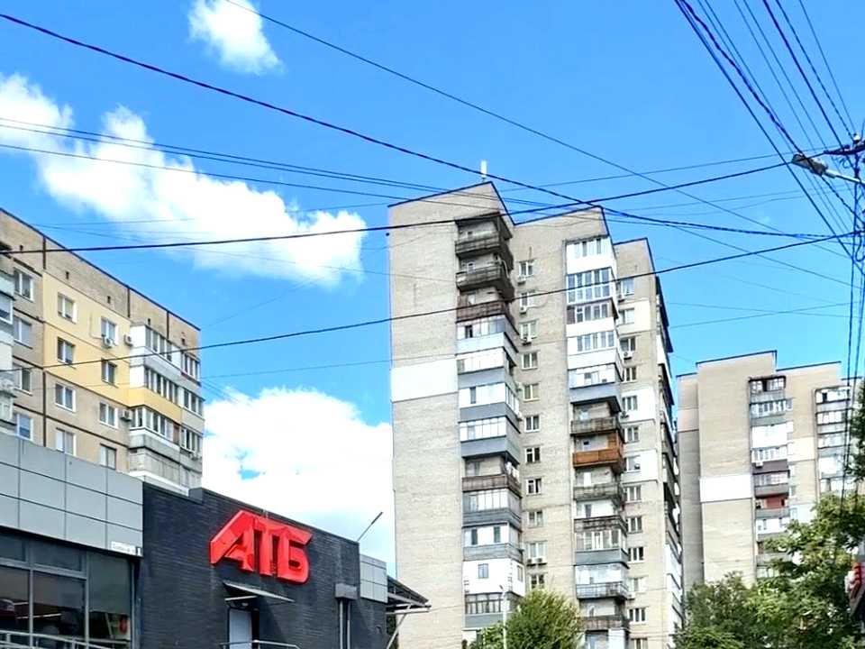 1878775363761563