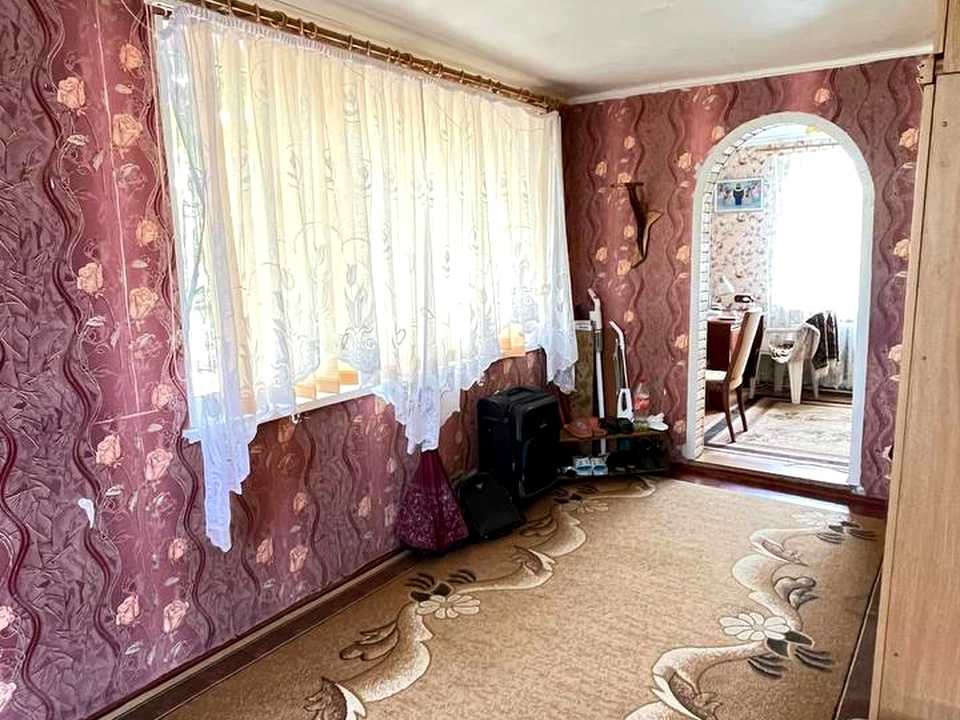 1878825809950326