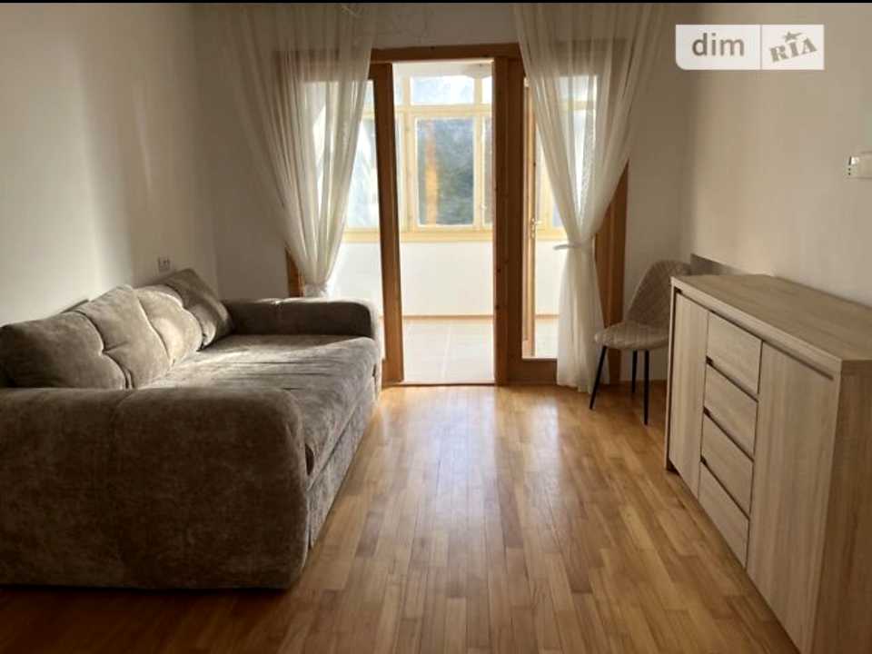 1878838355689068
