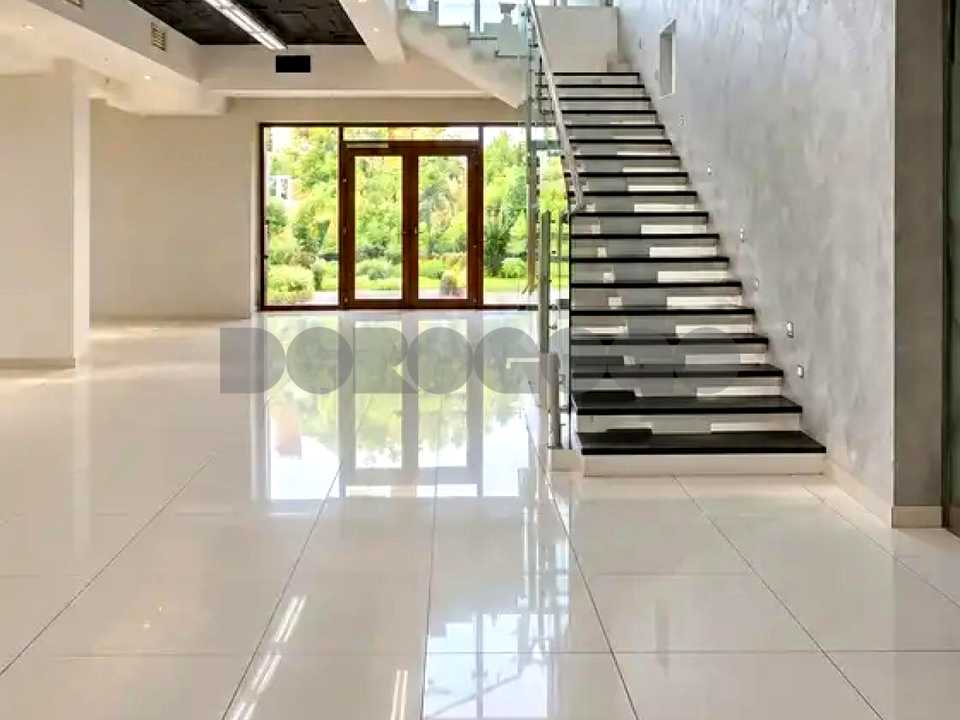 1878838484268307