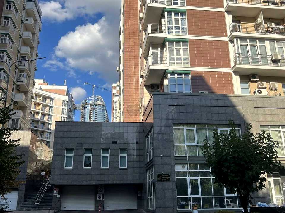 1878840530727039