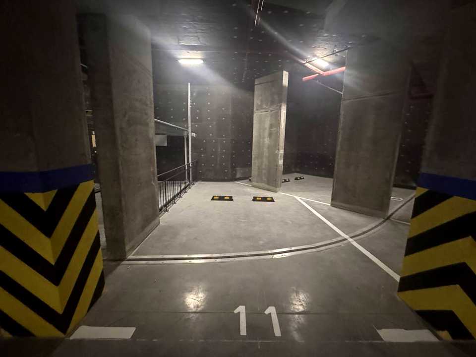 1878848266097678