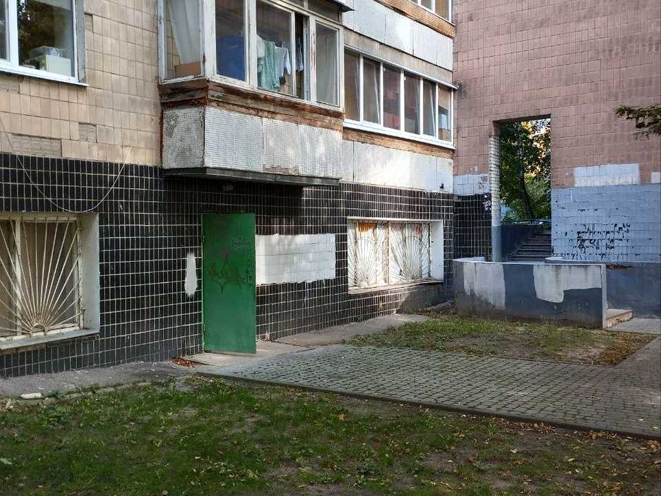1878858213614419