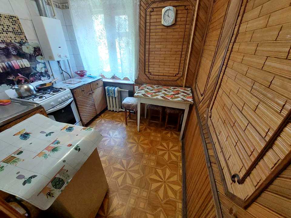 1878921386855134