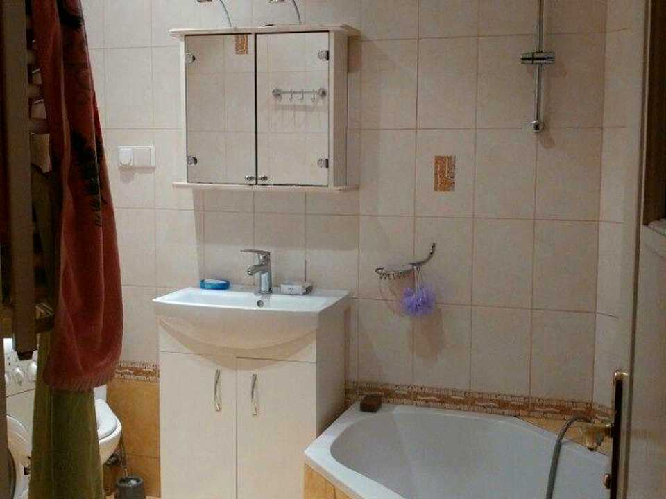 1878928386887894