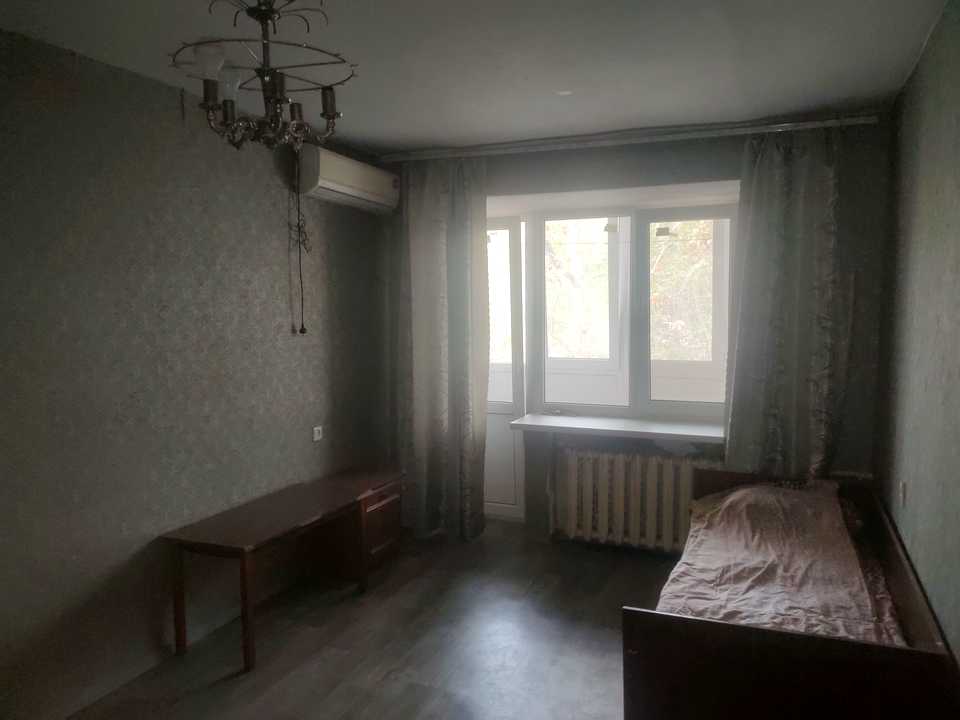 1878929766386221