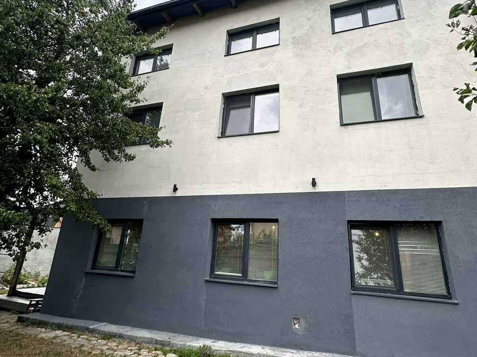 1879014264094537