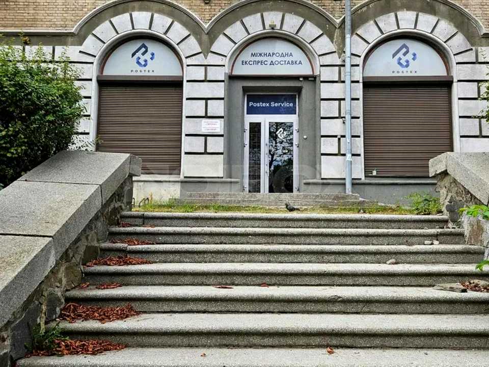 1879021146424384