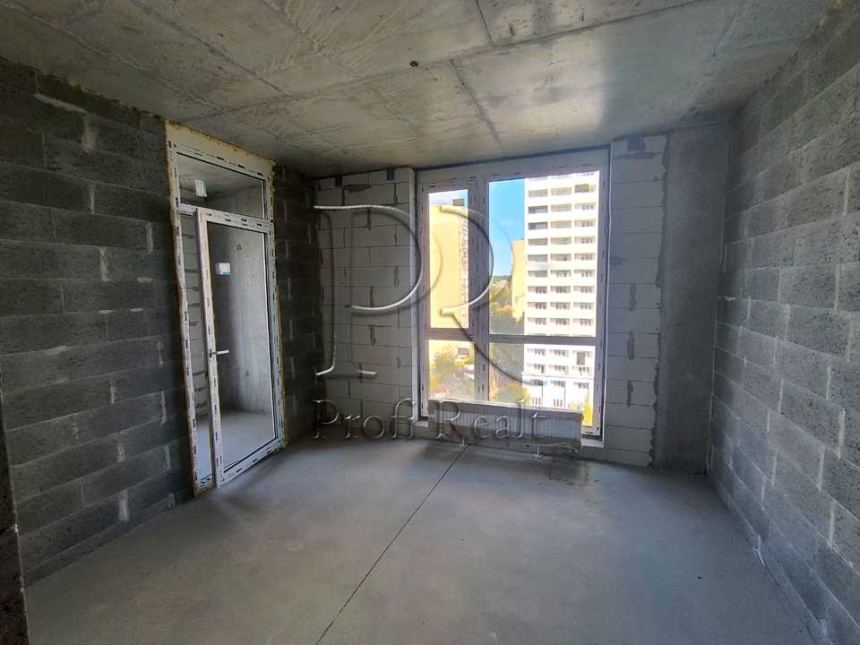 1879026773136189