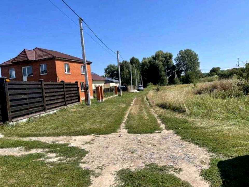 1879033523633382