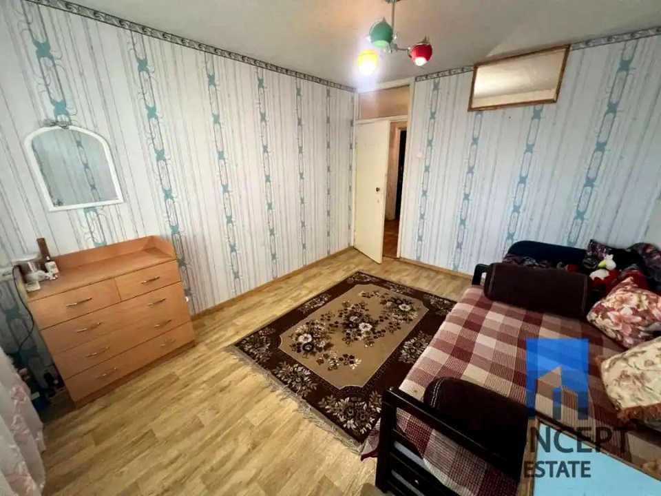 1879036671231877