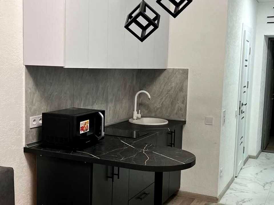 1879037620811593