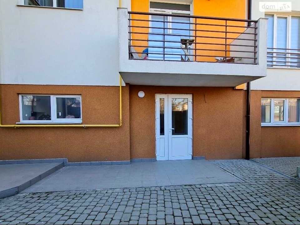 1879056892051885