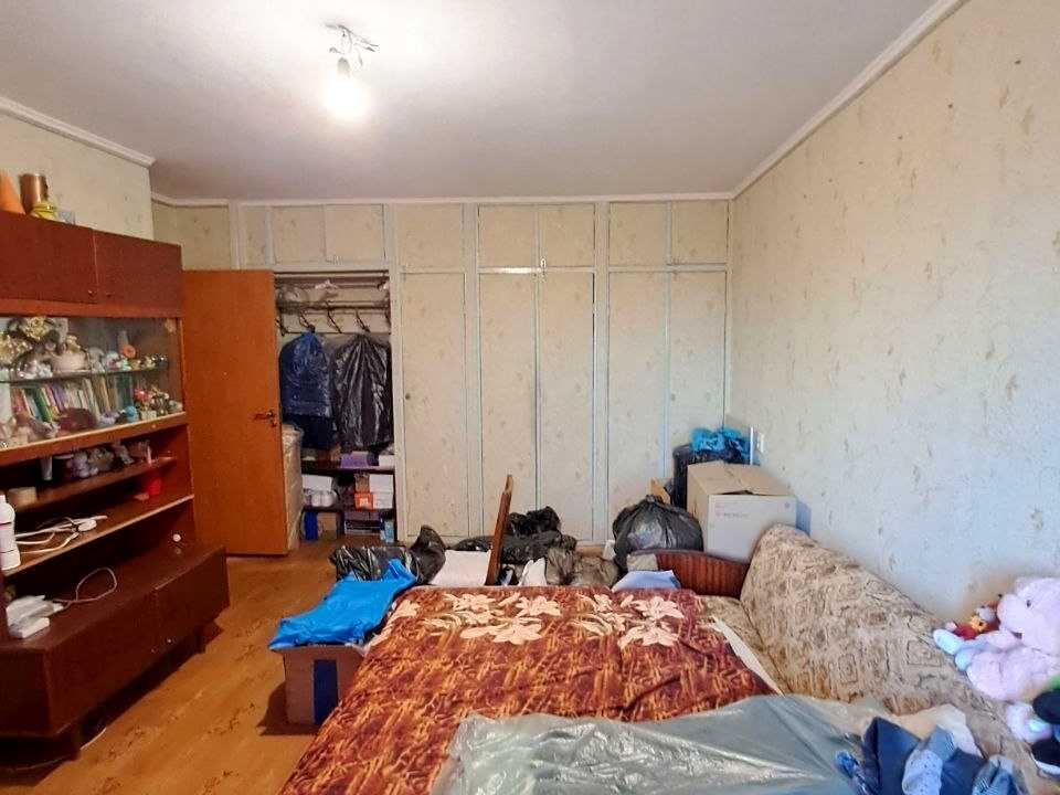 1879105242196283